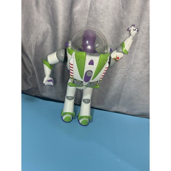 Disney Store 12" Buzz Lightyear Toy Story Figure Talking Interactive Karate Chop - Picture 3 of 7